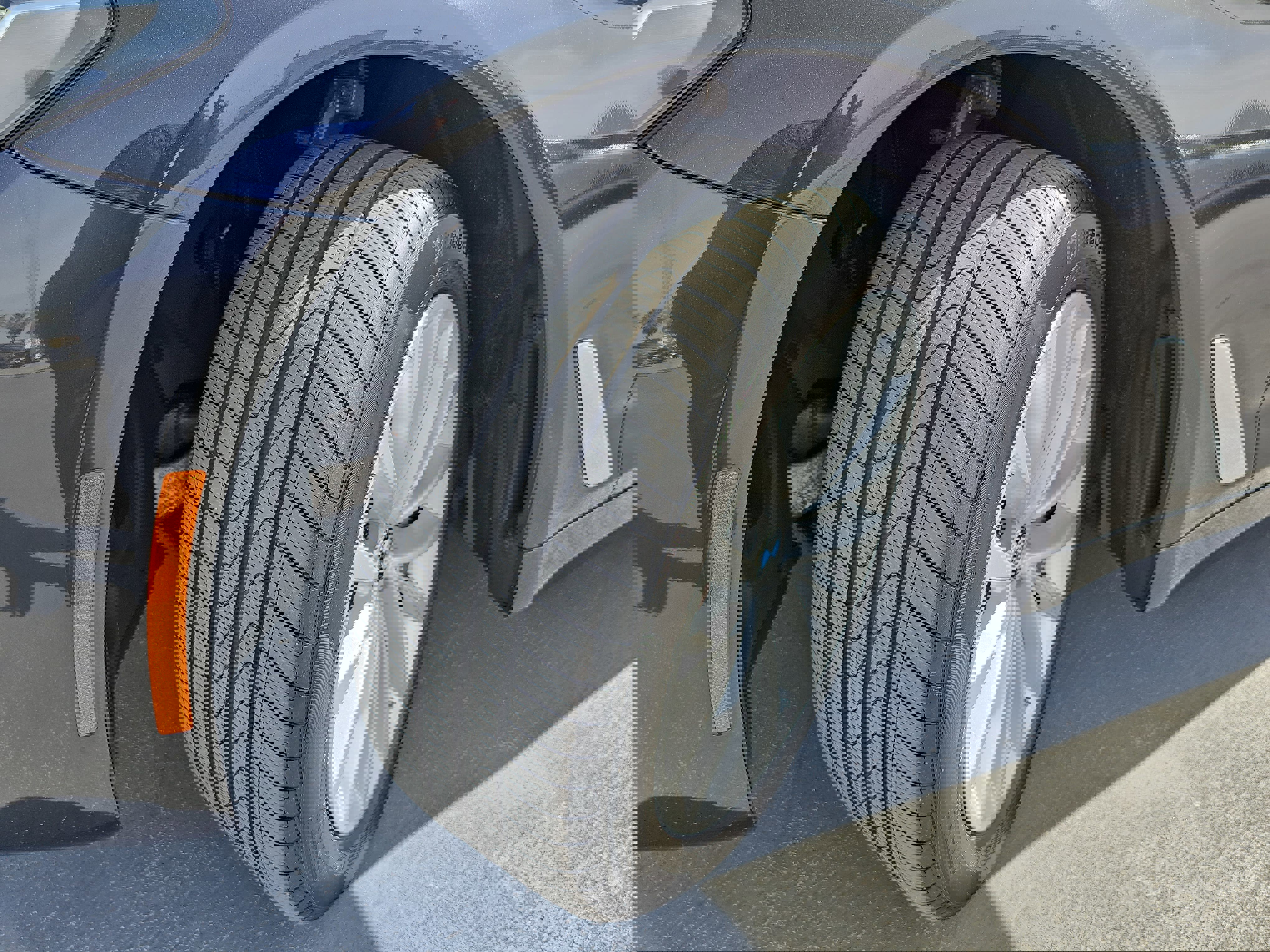 Used 2023 BMW 530i w/ Premium Package image 33