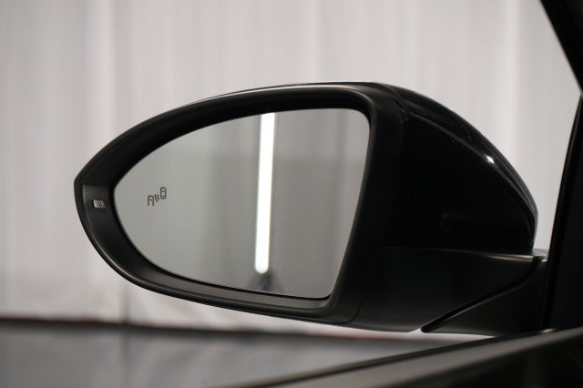 Used 2025 Volkswagen Jetta GLI Autobahn FWD image 27