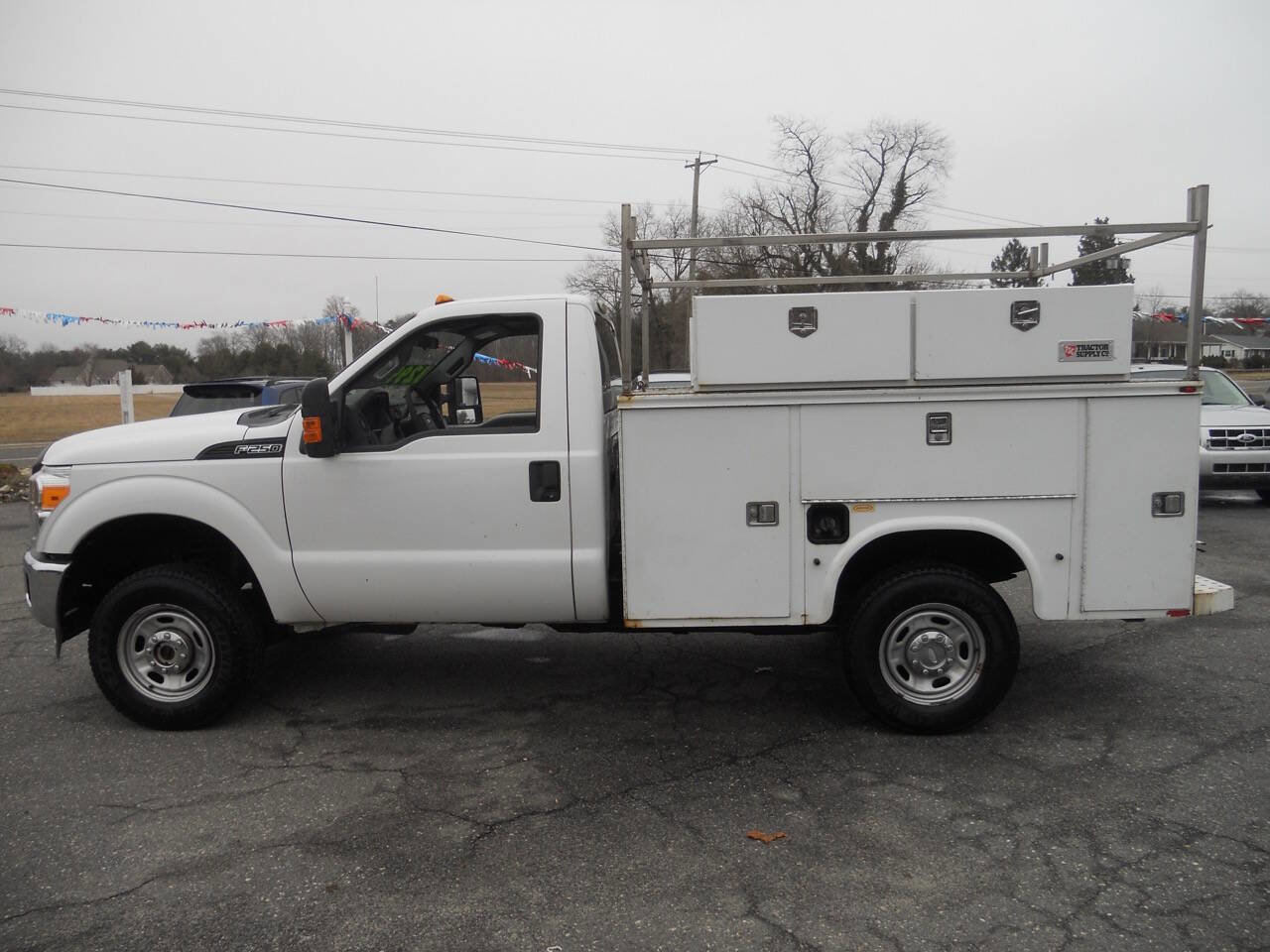 Used 2014 Ford F250 XL w/ Power Equipment Group image 15