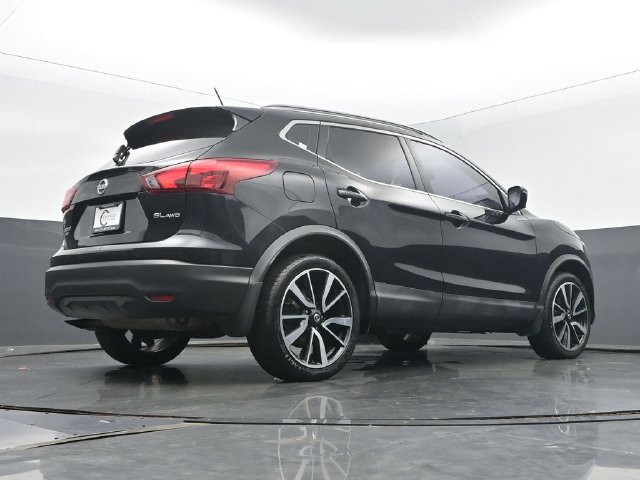 Used 2017 Nissan Rogue Sport SL w/ SL Premium Package AWD/4WD image 48