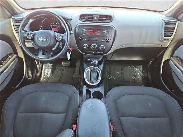 Used 2015 Kia Soul + FWD image 22