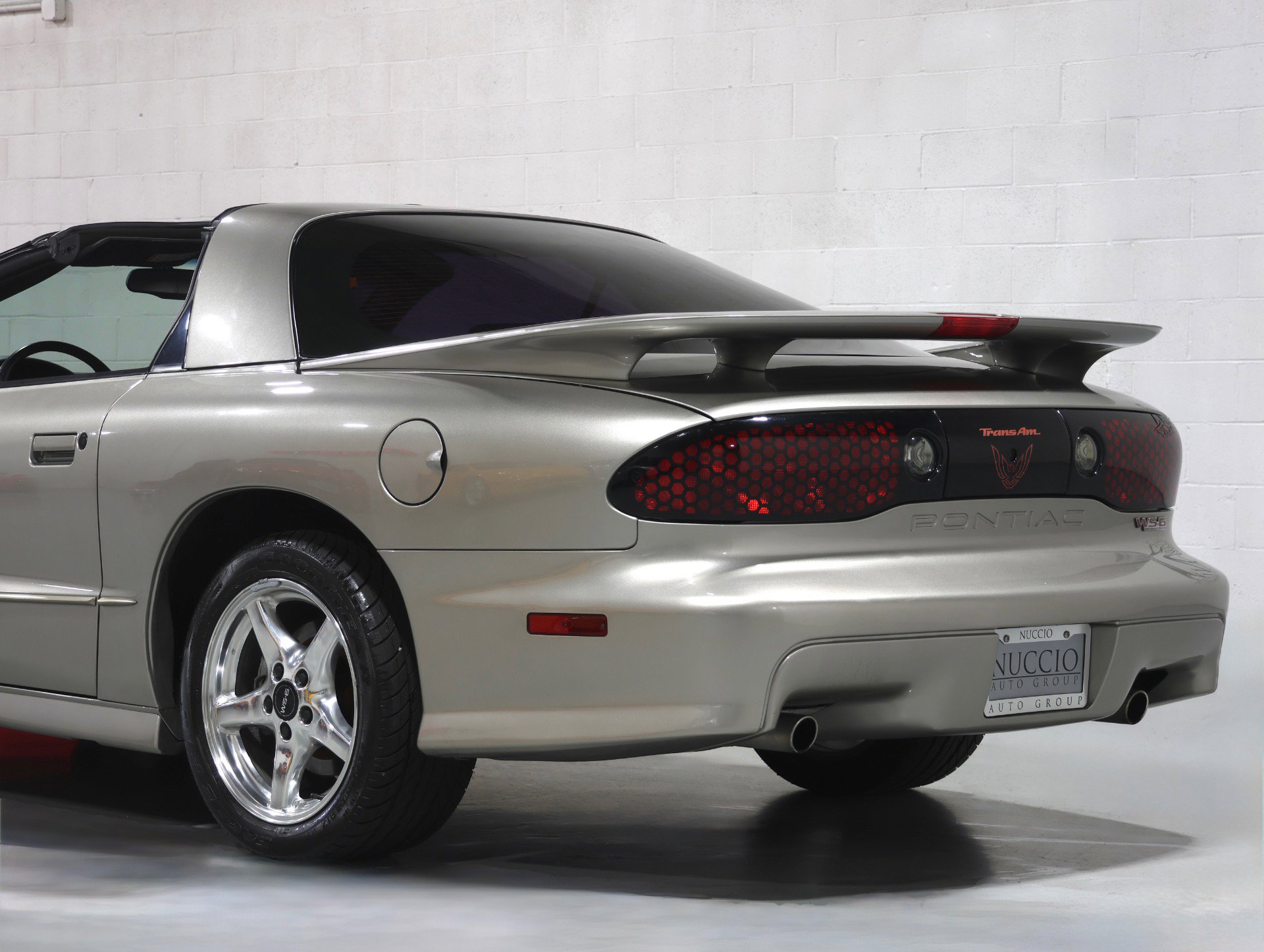 Used 2000 Pontiac Firebird Formula RWD image 37