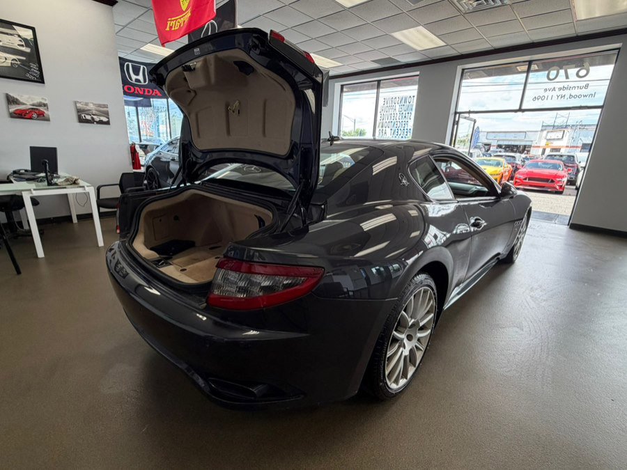 Used 2013 Maserati GranTurismo Sport RWD image 28