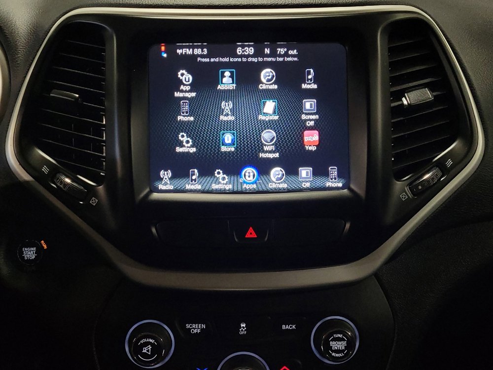 Used 2018 Jeep Cherokee Latitude Plus image 25