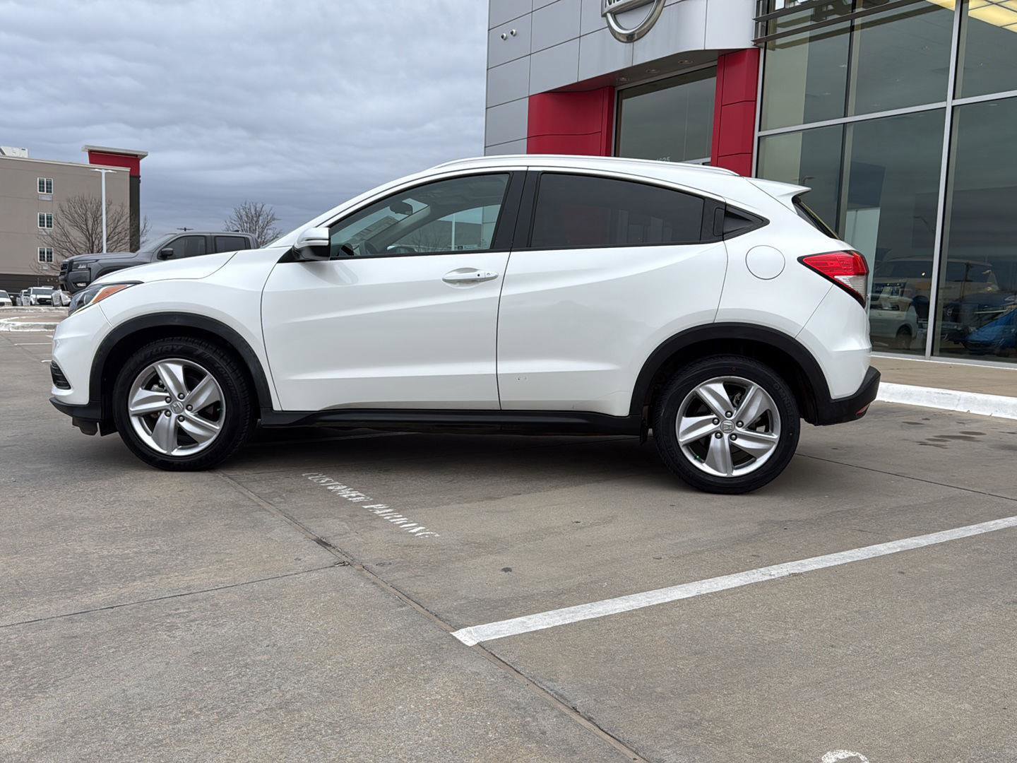Used 2020 Honda HR-V EX image 9
