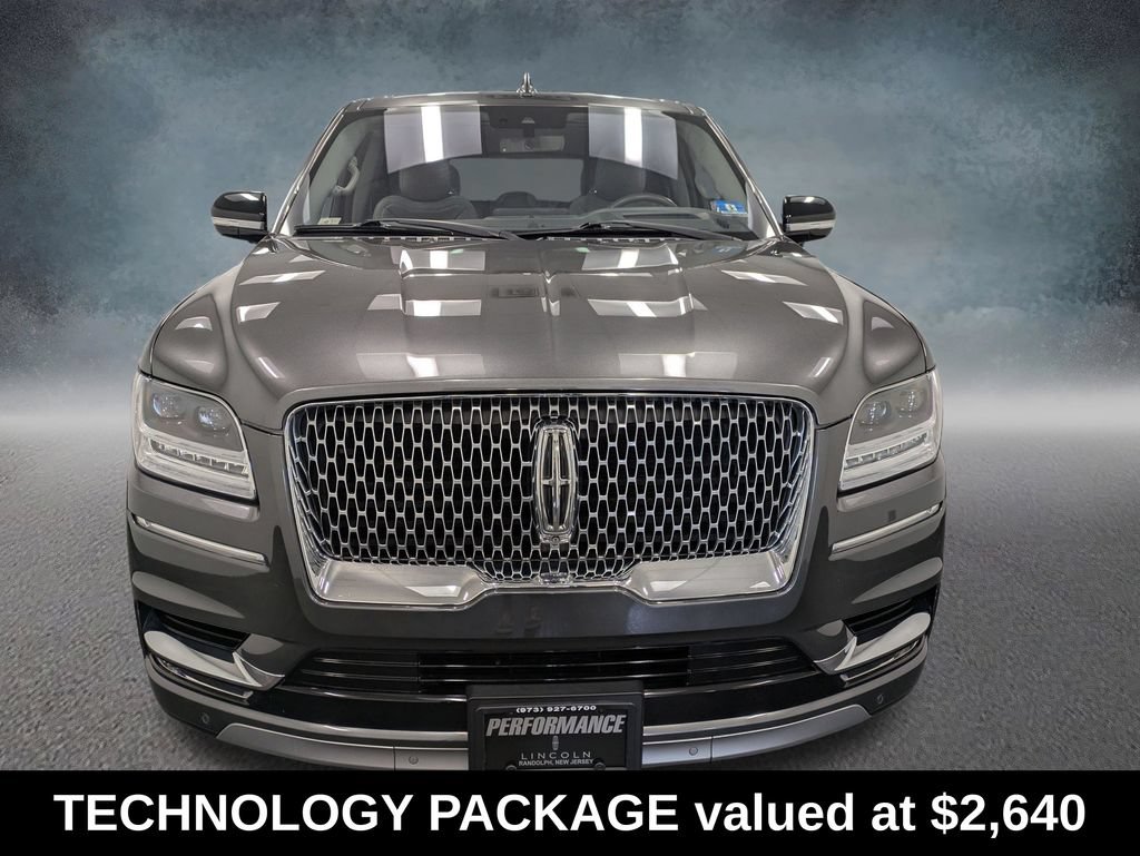 Used 2018 Lincoln Navigator L Reserve w/ Technology Package AWD/4WD image 2
