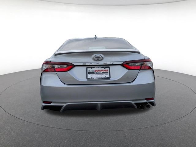 Used 2024 Toyota Camry SE w/ Convenience Package FWD image 5