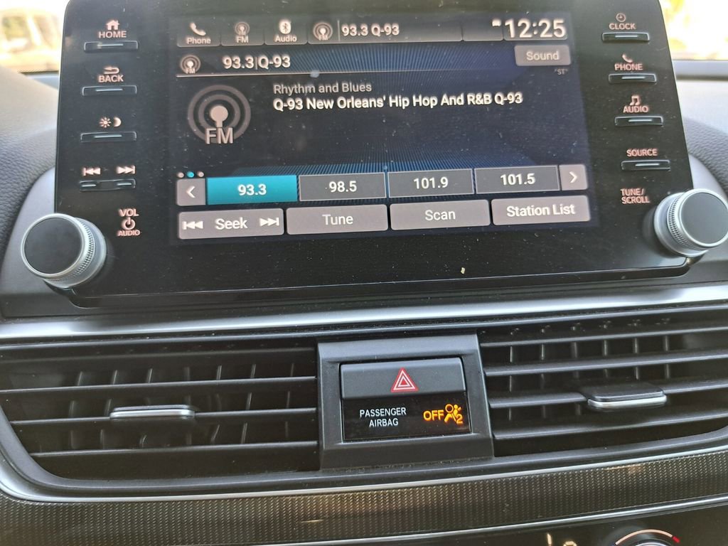 Used 2021 Honda Accord Sport image 10