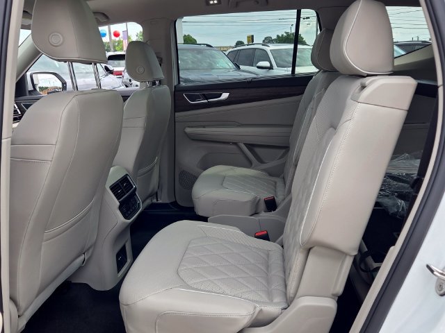 New 2026 Volkswagen Atlas SEL Premium R-Line AWD/4WD image 6