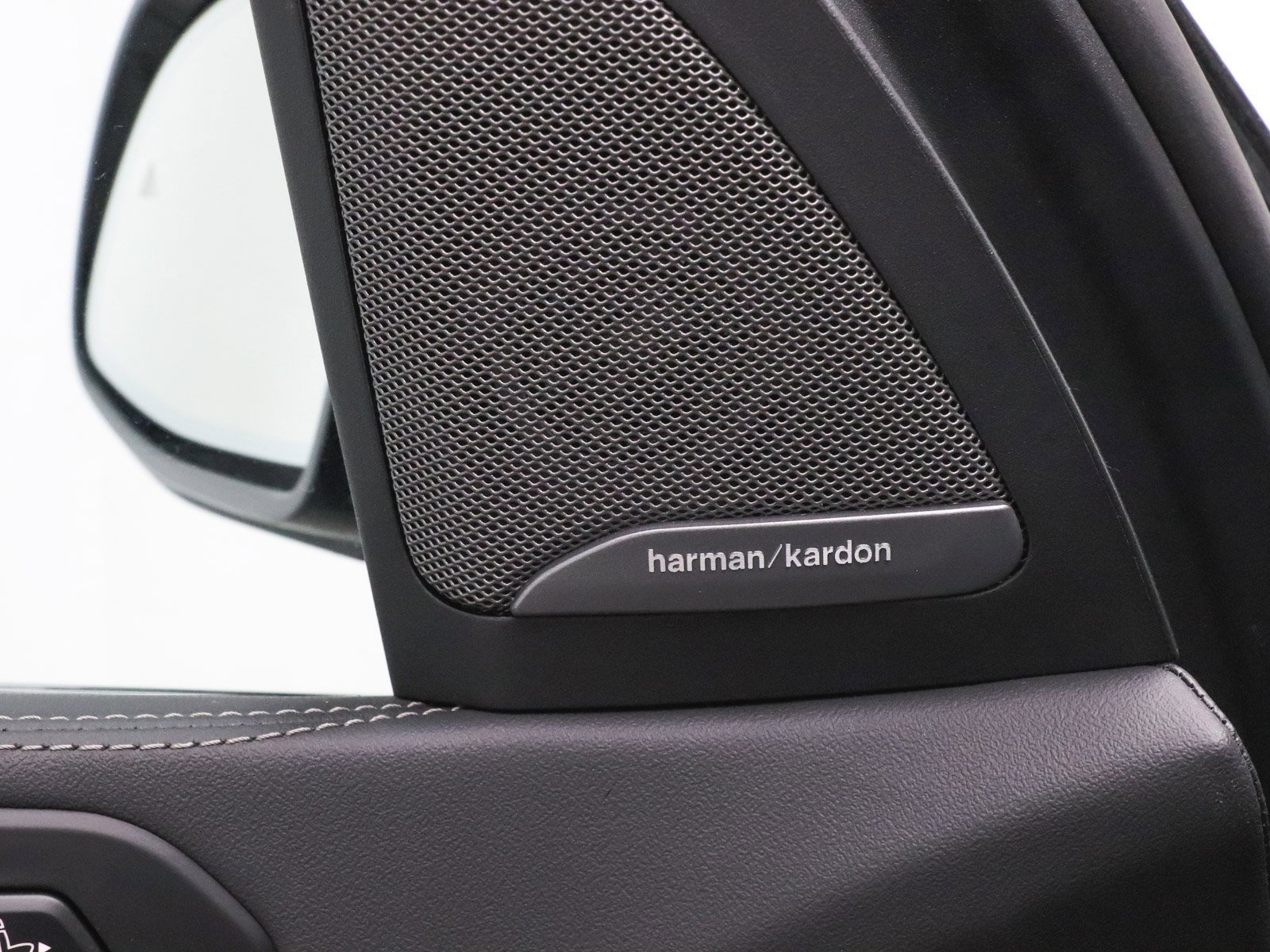 Used 2026 BMW X7 M60i image 16