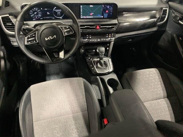 Used 2025 Kia Seltos X-Line image 18