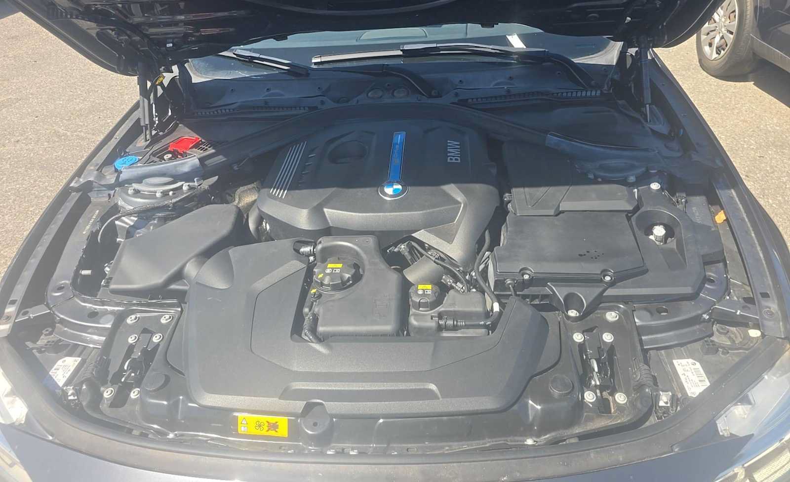 Used 2018 BMW 330e RWD image 12