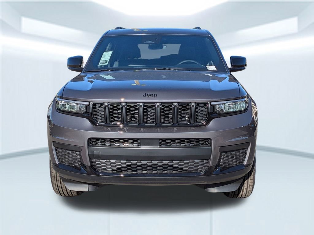 New 2025 Jeep Grand Cherokee L Altitude image 11