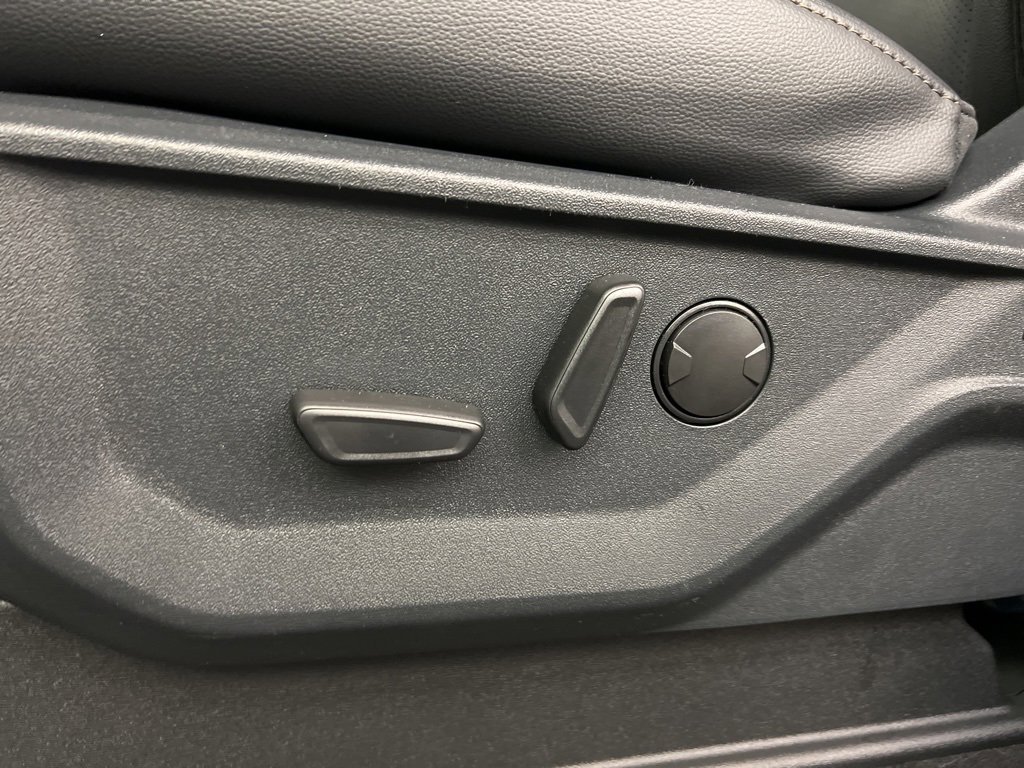 New 2026 Ford F250 Lariat image 30