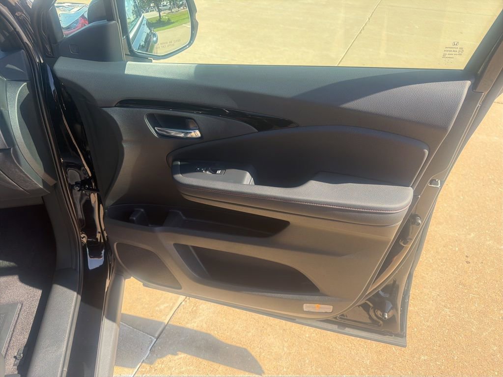 New 2026 Honda Ridgeline Black Edition image 33