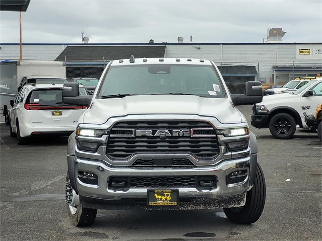 New 2026 RAM 5500 Tradesman w/ Chrome Appearance Group image 2