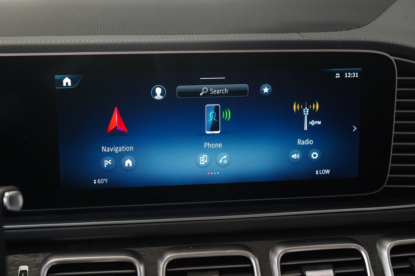 New 2026 Mercedes-Benz GLS 450 4MATIC image 25