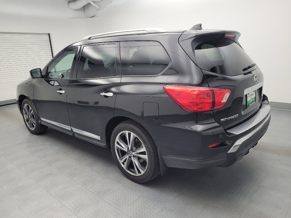 Used 2020 Nissan Pathfinder Platinum AWD/4WD image 3