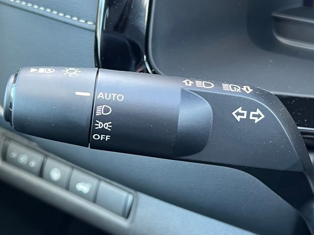 New 2026 Nissan Pathfinder SL image 19