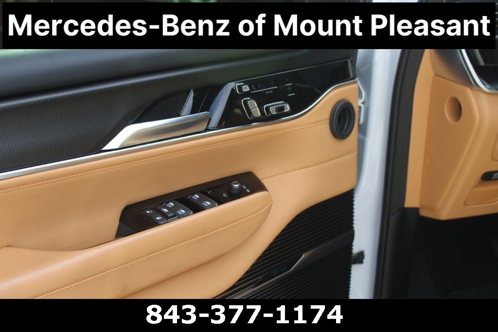 Used 2023 Jeep Grand Wagoneer L Series III w/ Rear Seat Video Group 1 image 20