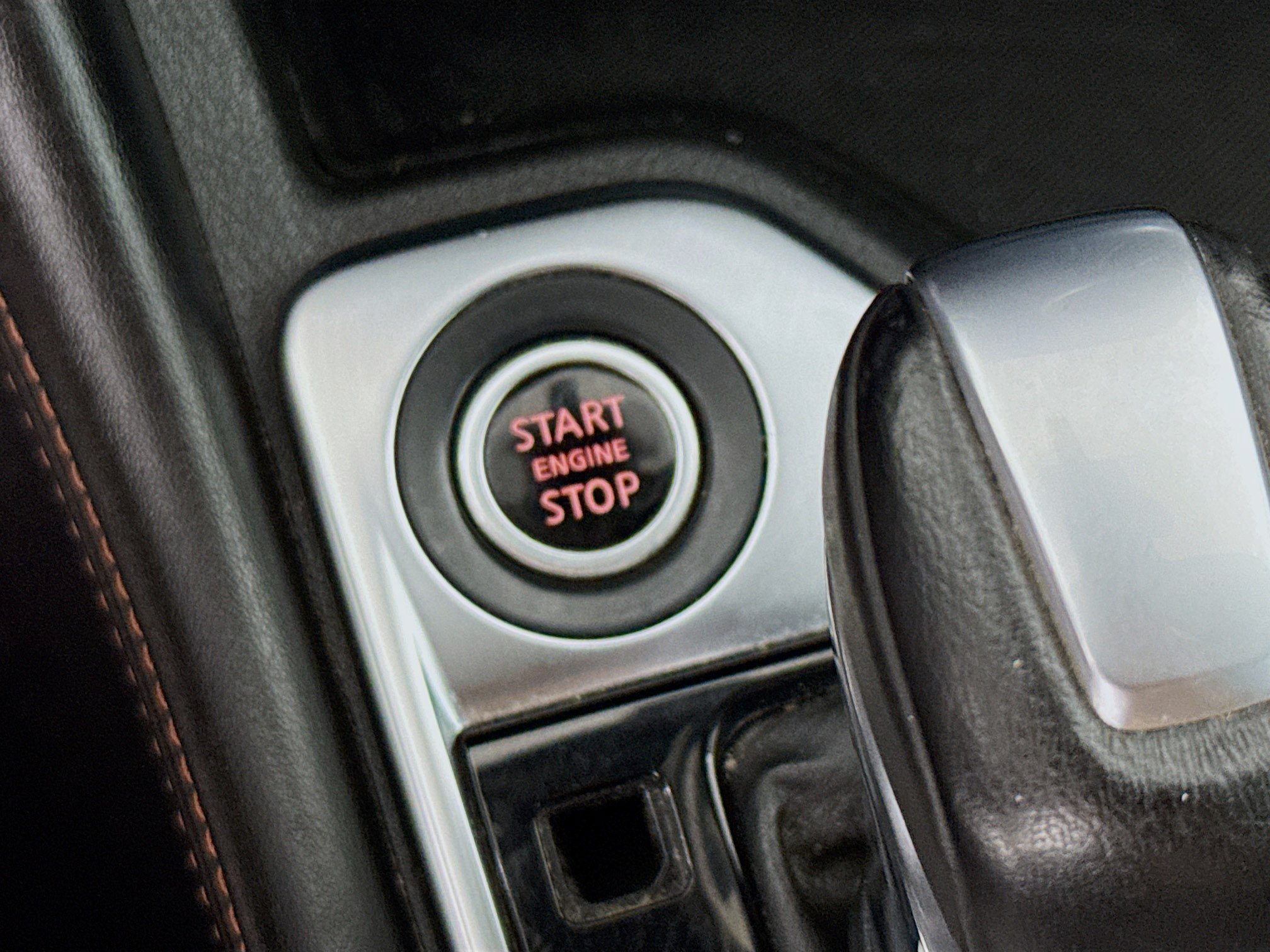 Used 2020 Nissan Sentra SR w/ Electronics Package FWD image 19
