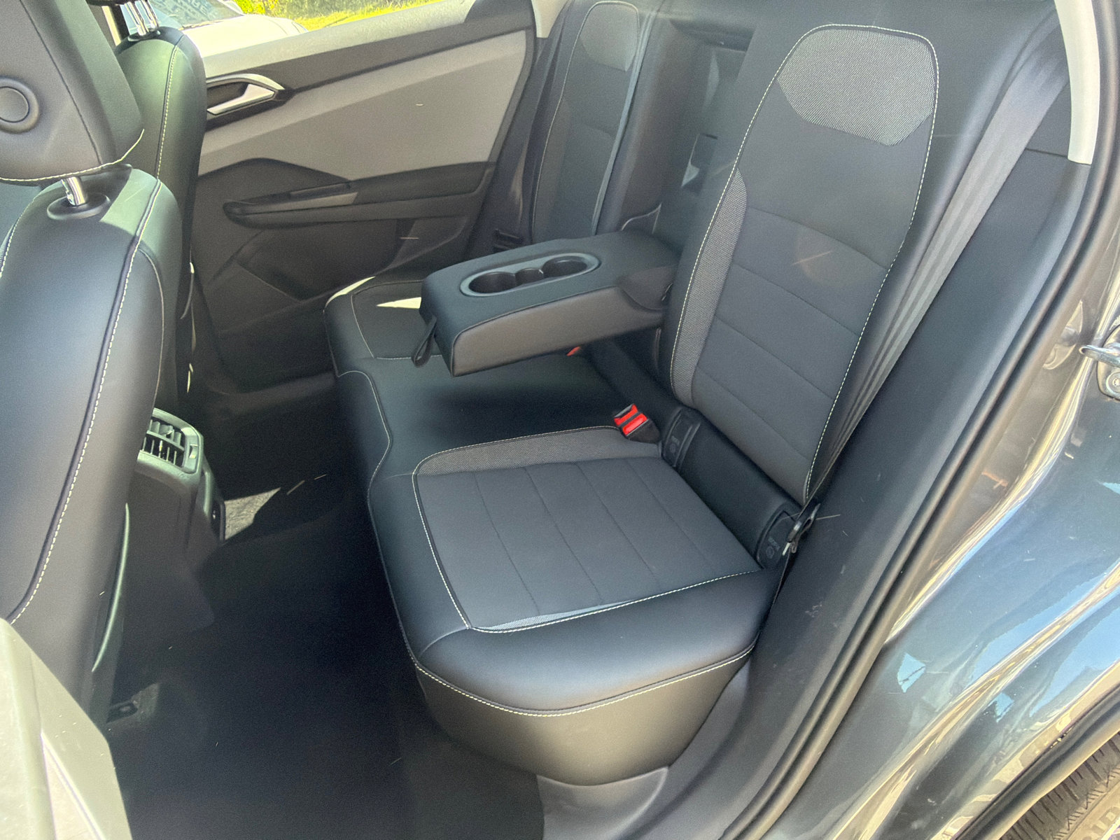 Used 2022 Volkswagen Taos SE w/ Panoramic Sunroof Package image 20