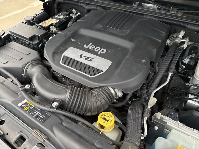 Used 2018 Jeep Wrangler Sport image 36