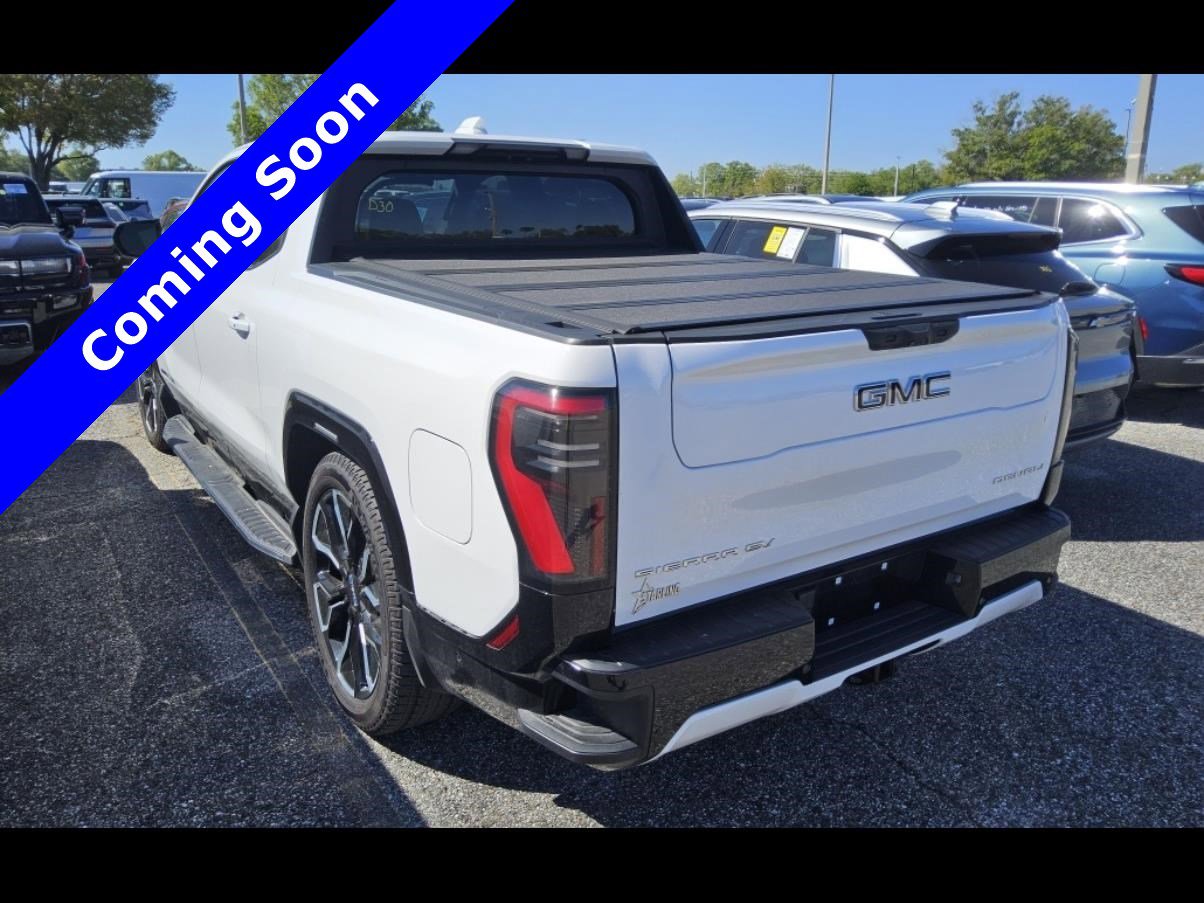 Used 2025 GMC Sierra EV Denali AWD/4WD image 3