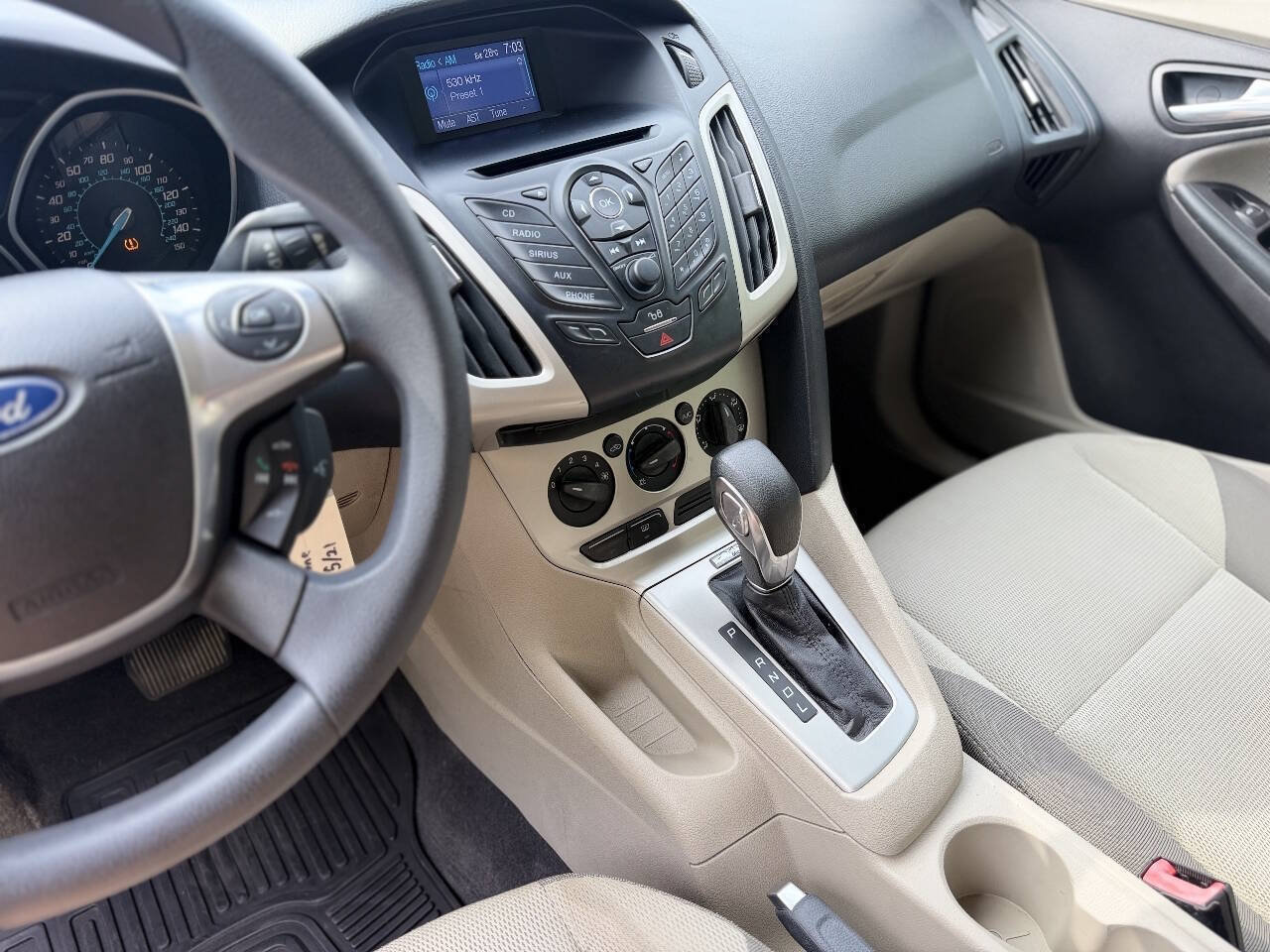 Used 2012 Ford Focus SE FWD image 14