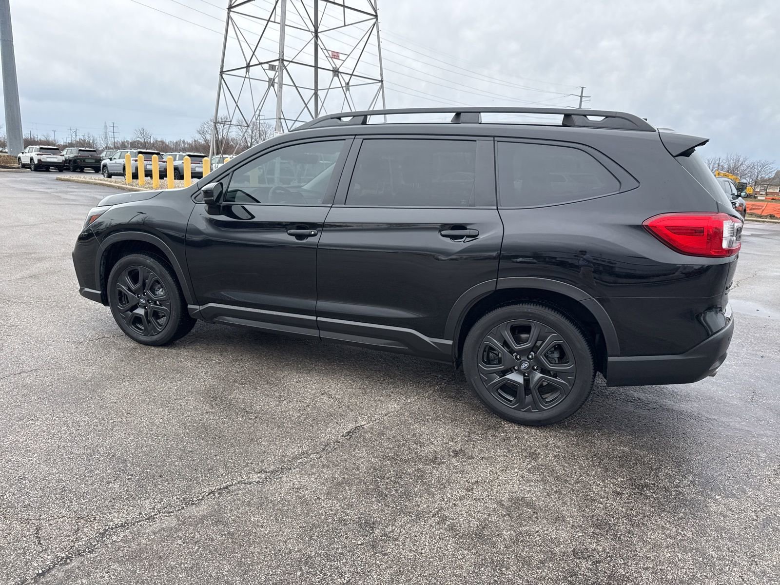 Used 2024 Subaru Ascent Onyx Edition image 11