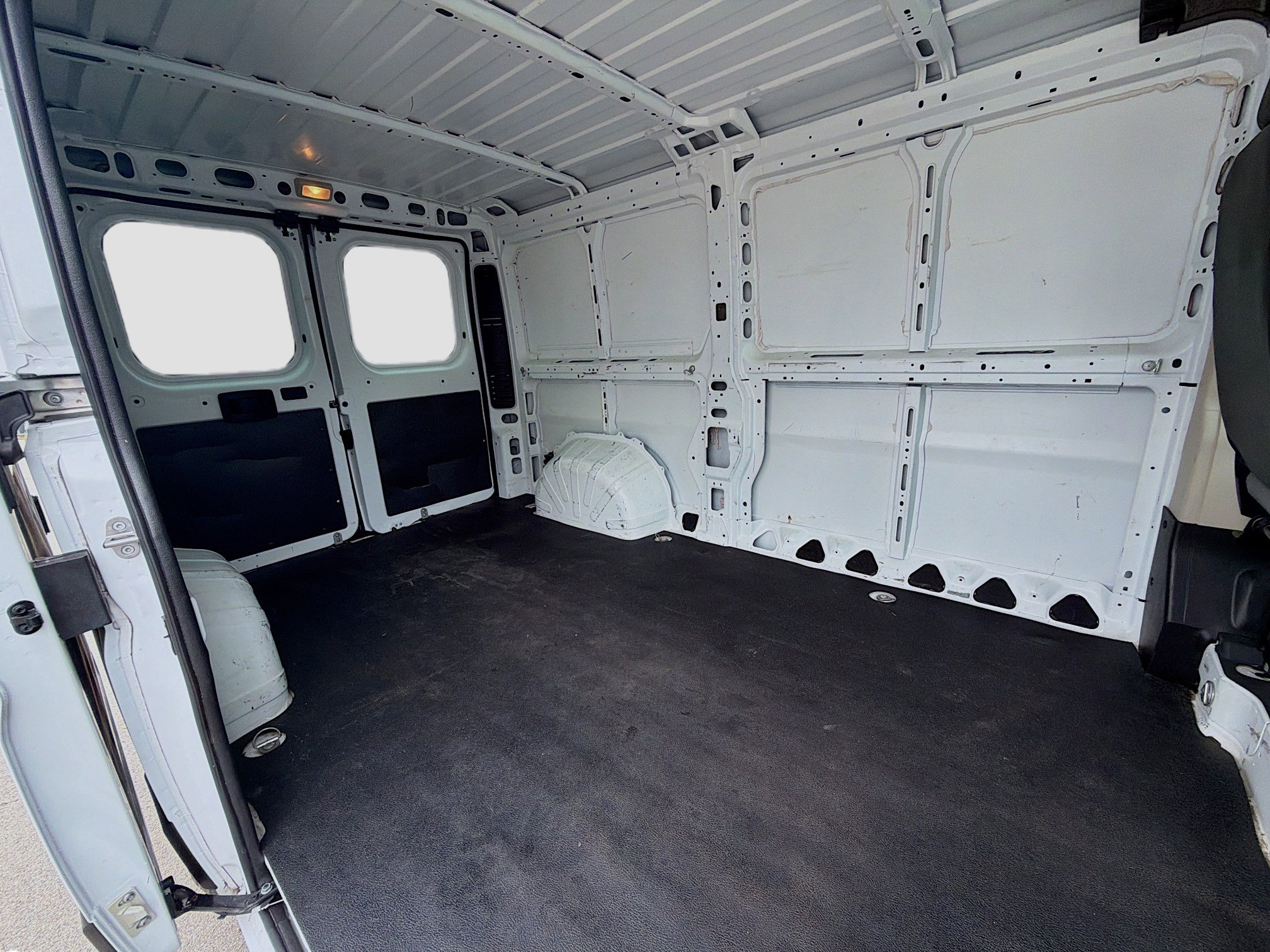 Used 2021 RAM ProMaster 1500 image 22