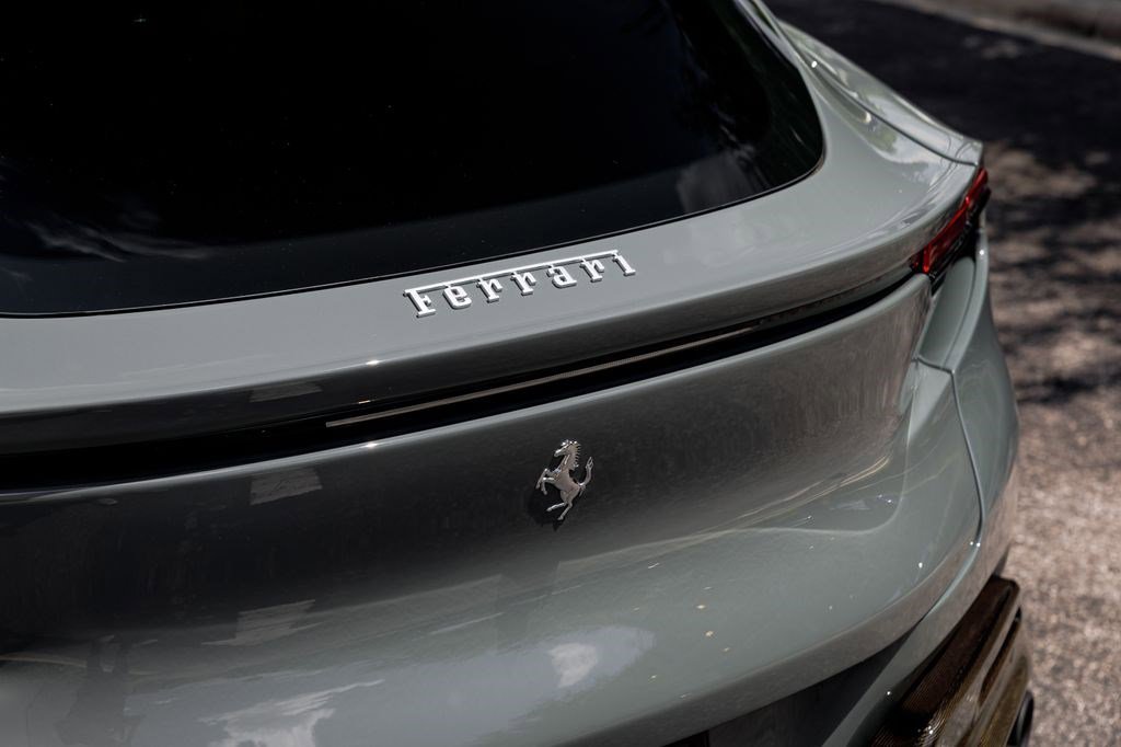 Used 2025 Ferrari Purosangue AWD/4WD image 48