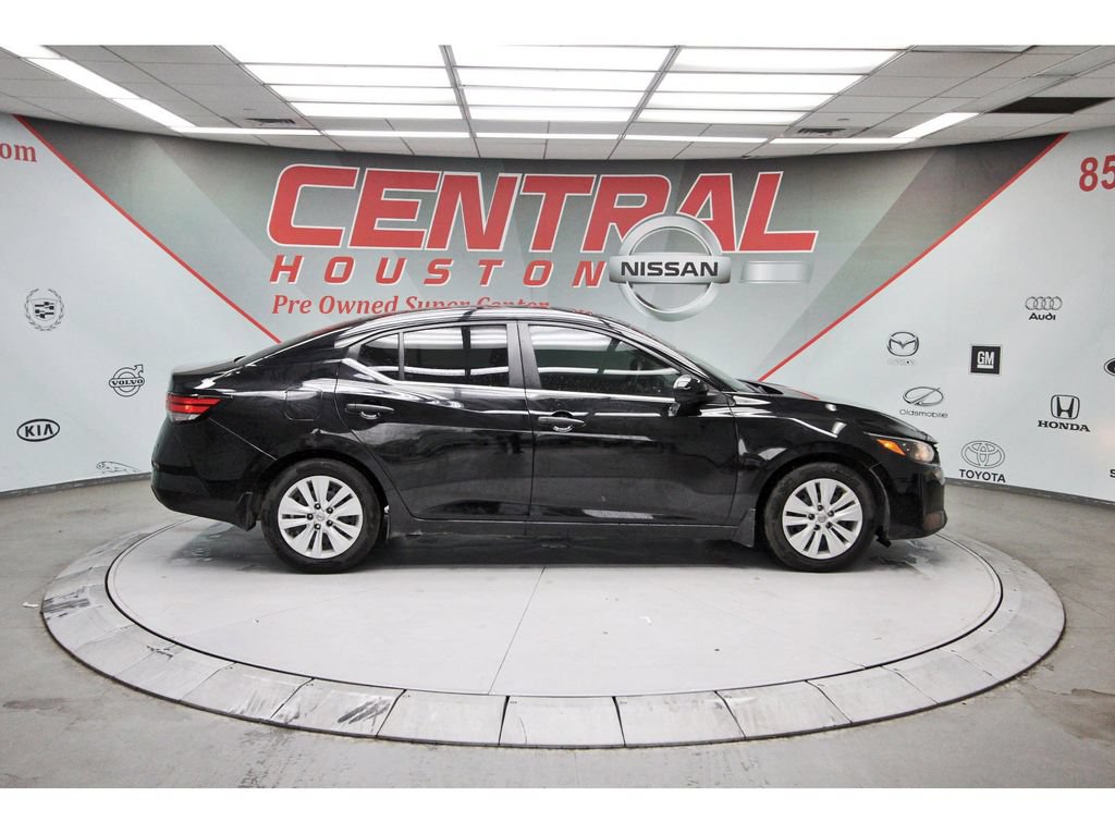 Used 2024 Nissan Sentra S FWD image 8