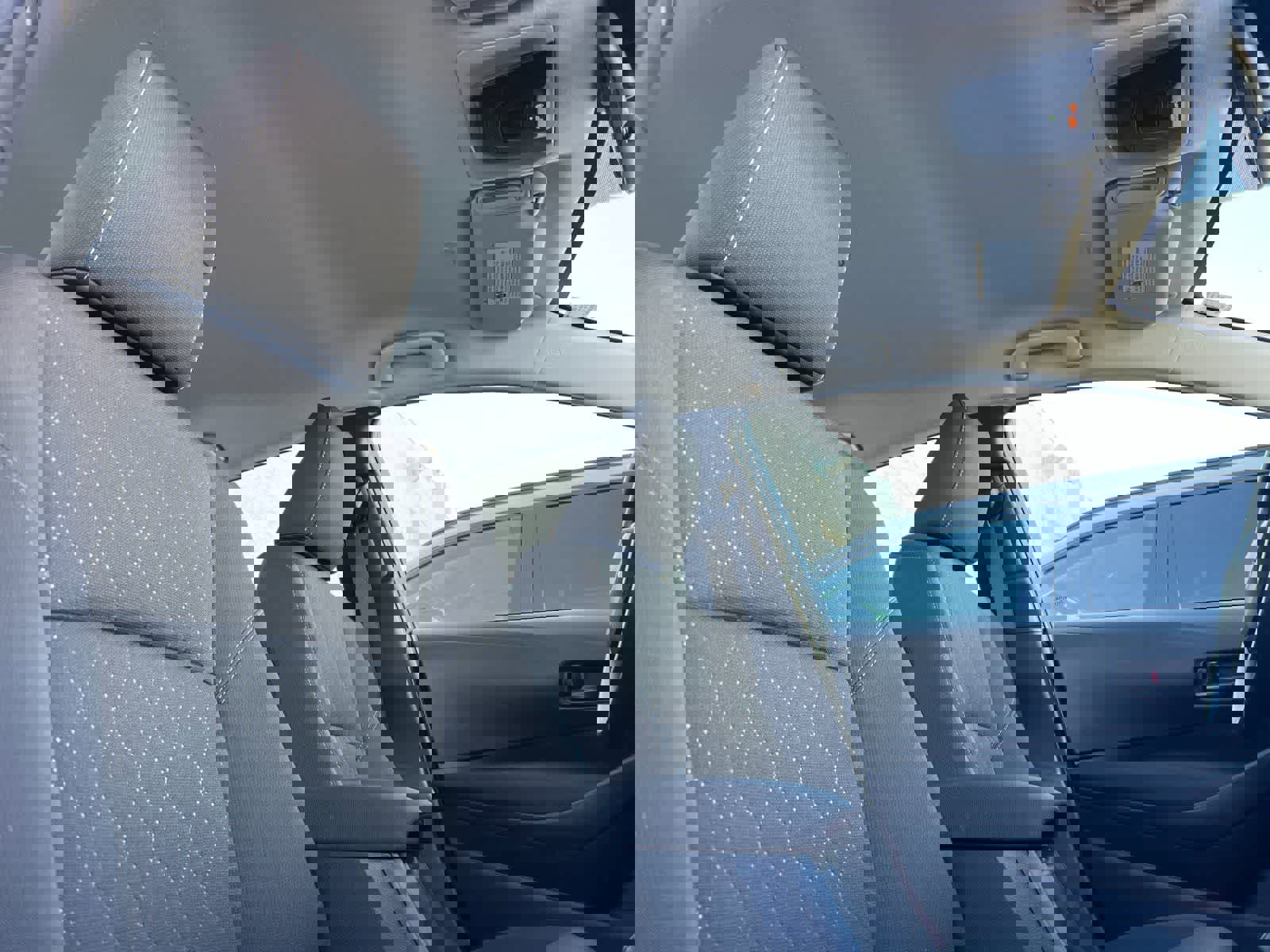 Used 2025 Toyota Corolla LE image 17