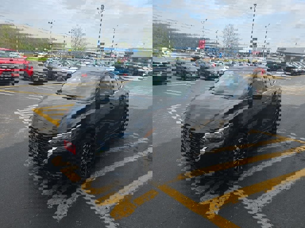 Certified 2025 Nissan Sentra SV w/ Trunk Package image 8