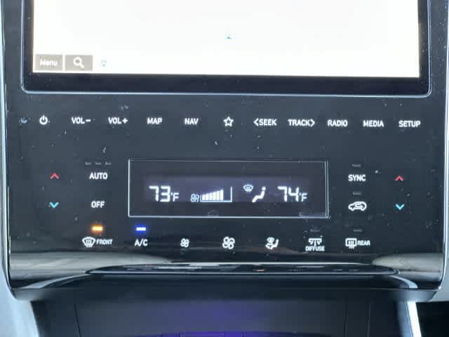 Used 2023 Hyundai Tucson Limited AWD/4WD image 16