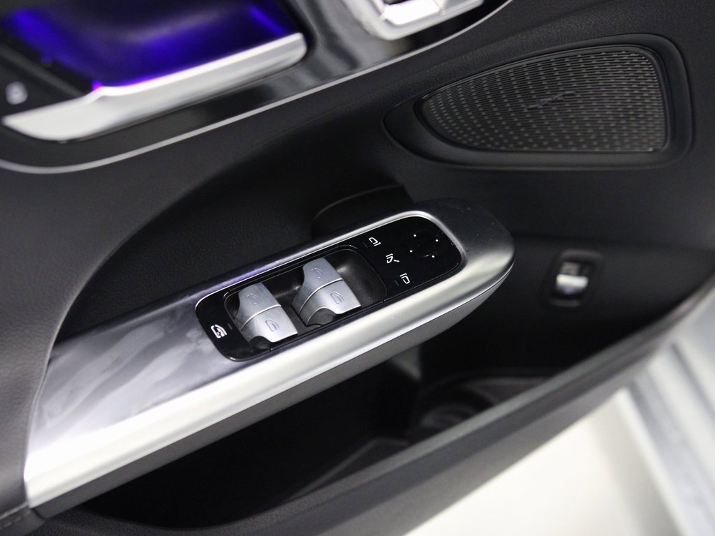 Certified 2025 Mercedes-Benz C 300 4MATIC Sedan image 22