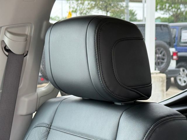 Used 2022 Toyota Tundra Limited w/ Power Package image 13