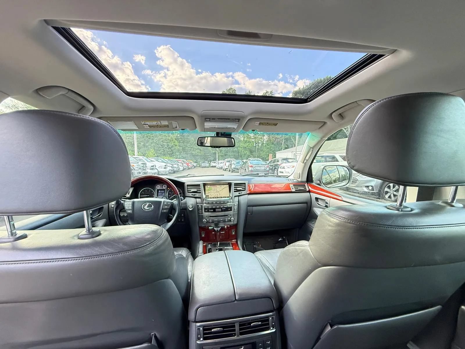 Used 2008 Lexus LX 570 4WD image 17