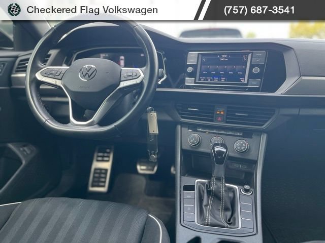 Used 2024 Volkswagen Jetta Sport FWD image 27