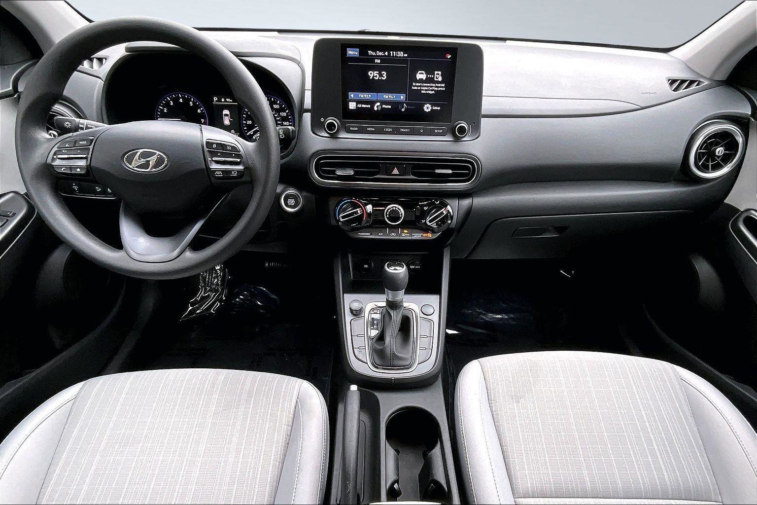 Used 2022 Hyundai Kona SEL image 16