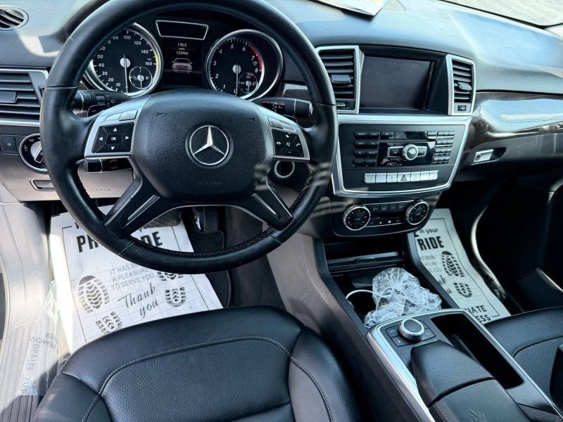 Used 2013 Mercedes-Benz ML 350 4MATIC image 9