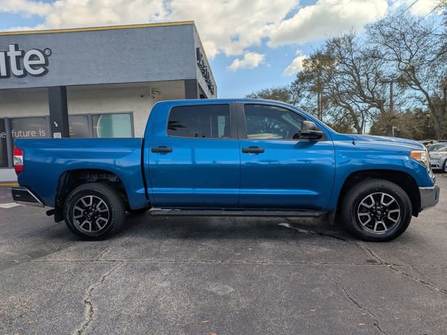Used 2016 Toyota Tundra SR5 w/ SR5 Upgrade Package image 4