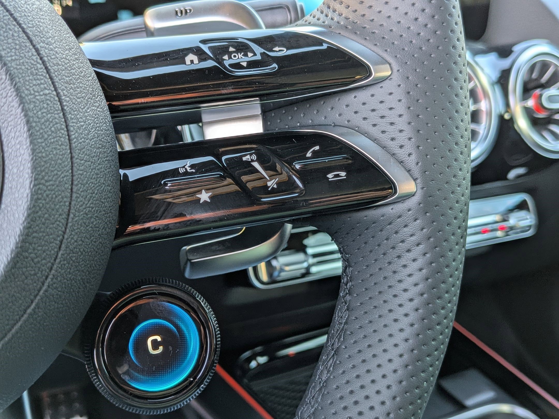 New 2026 Mercedes-Benz GLA 35 AMG 4MATIC image 22