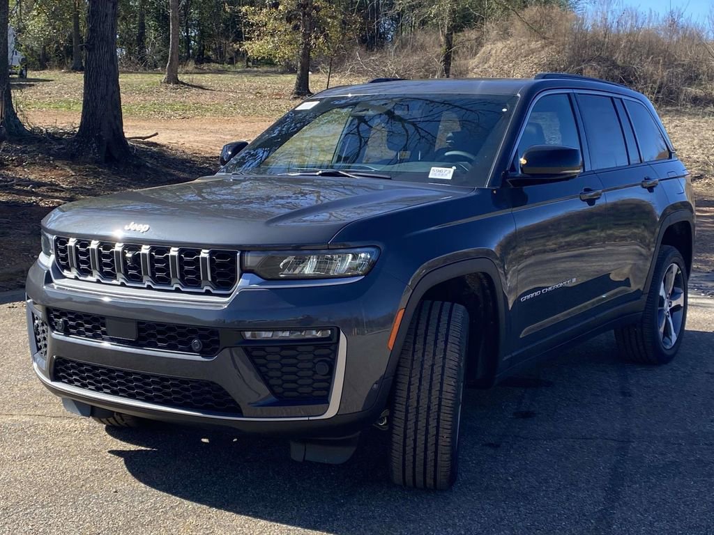 New 2026 Jeep Grand Cherokee Limited w/ Luxury Tech Group II image 29