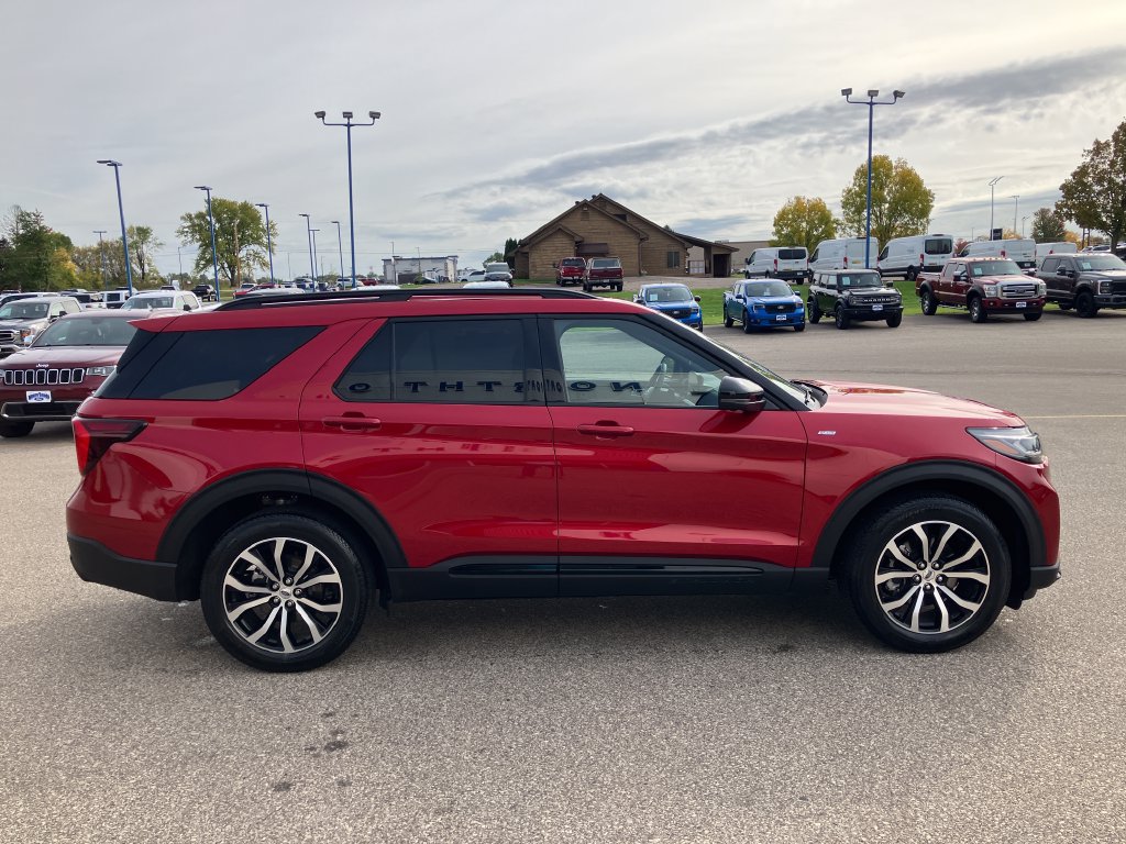 Used 2026 Ford Explorer ST-Line AWD/4WD image 5