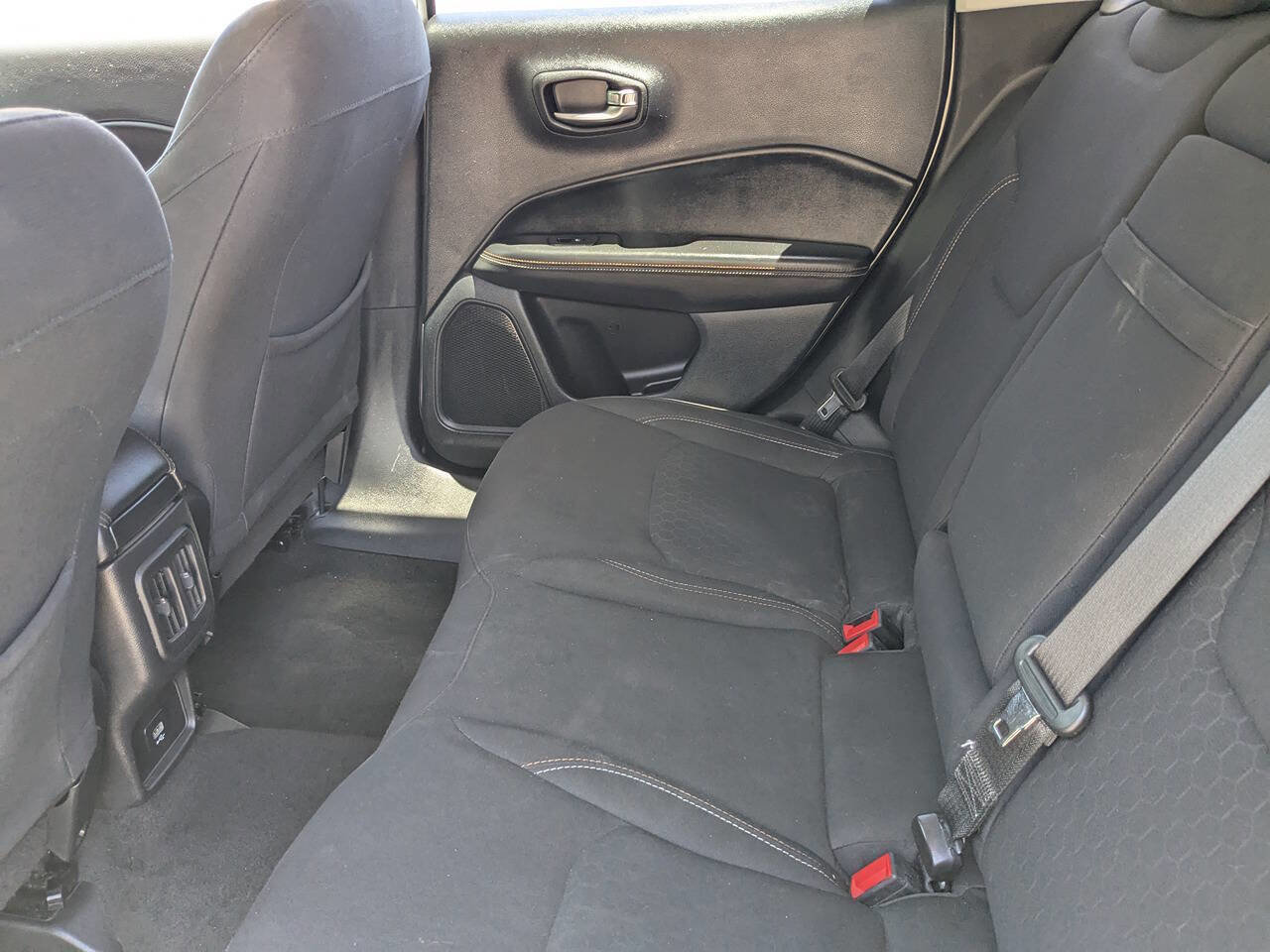 Used 2018 Jeep Compass Sport image 18