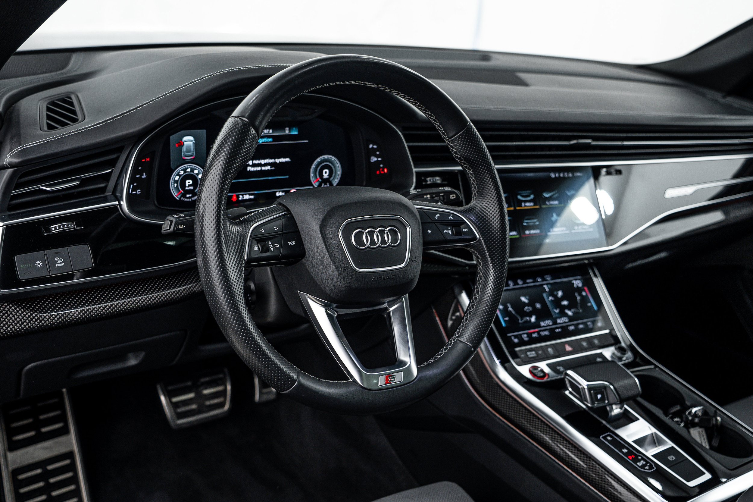 Used 2021 Audi SQ8 Premium Plus w/ SQ8 Black Optic Package AWD/4WD image 13