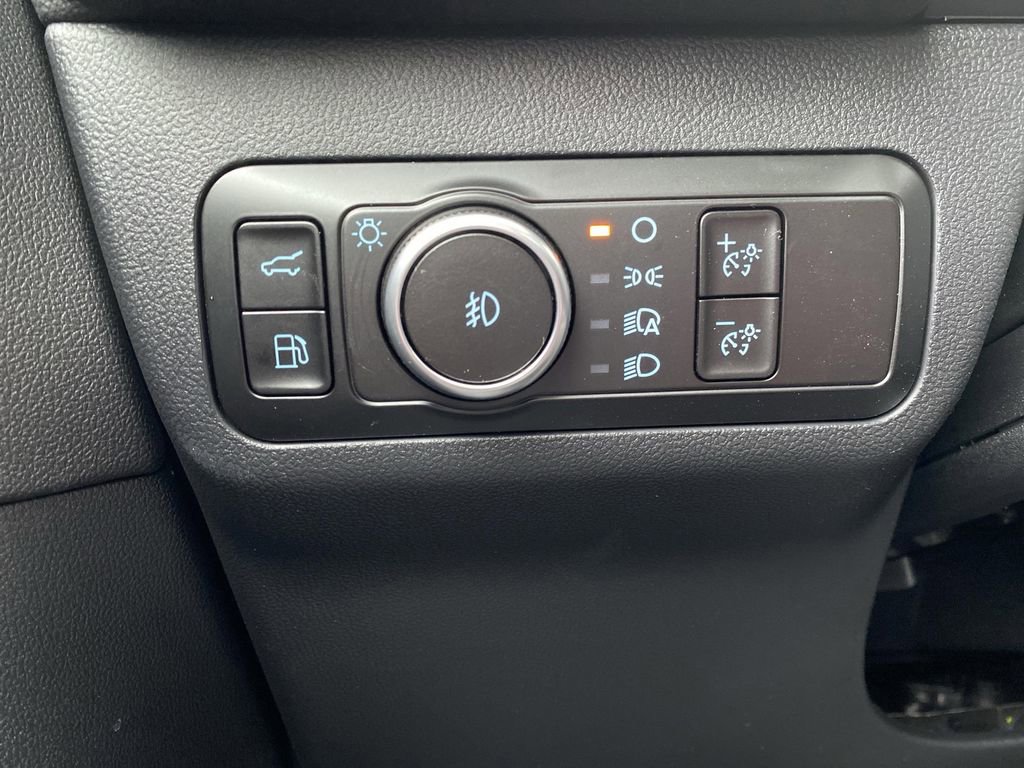 New 2026 Ford Escape Platinum image 29