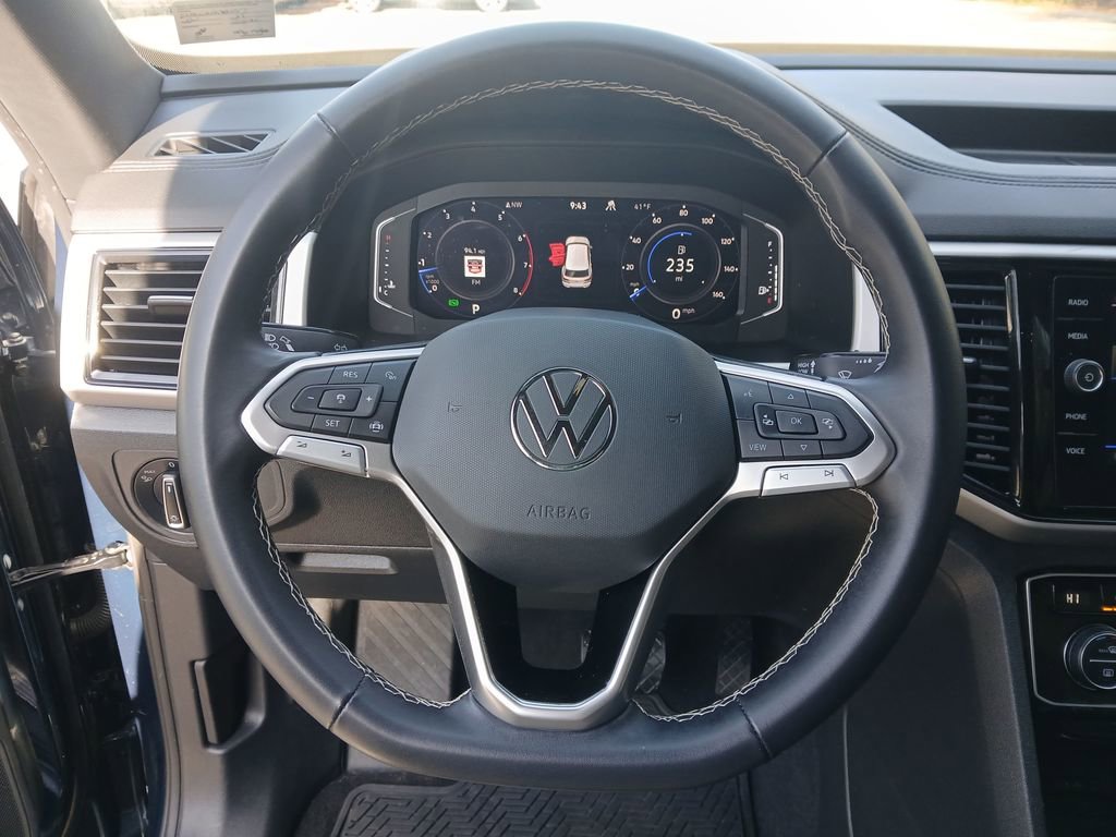Used 2023 Volkswagen Atlas Cross Sport SE image 15
